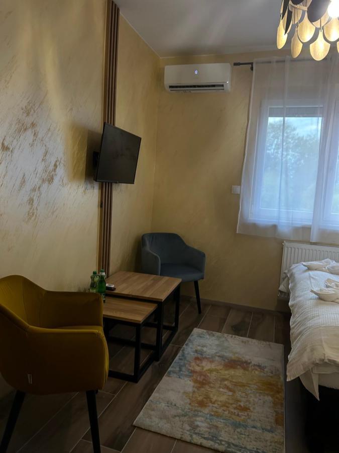 Villa Poton 2023 Horna Poton Екстер'єр фото