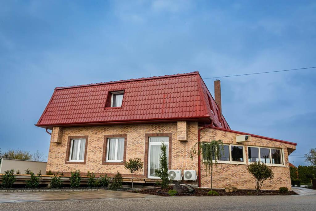Villa Poton 2023 Horna Poton Екстер'єр фото